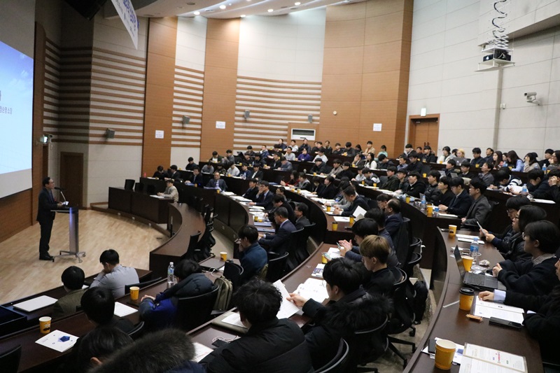 연설중인 정순영 국가수리과학연구소 소장